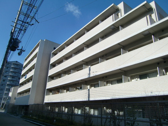 エル・セレーノ石屋川の外観