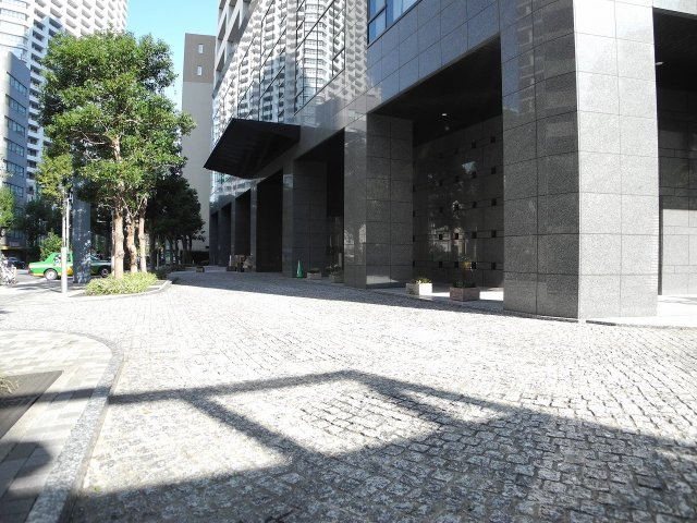 コンシェリア西新宿TOWER’S WESTの外観