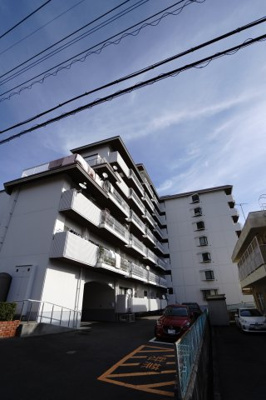 【外観】 | 【上質リノベ】牛田東パークマンション | 現地（2023年12月9日9：00頃）撮影