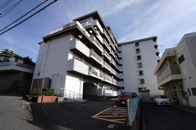 【外観】 | 【上質リノベ】牛田東パークマンション | 現地（2023年12月9日9：00頃）撮影