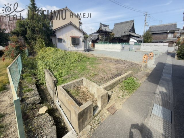 姫路市四郷町中鈴／売土地の前面道路含む現地写真