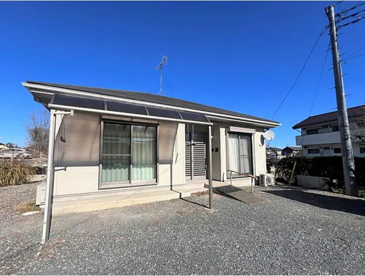 高崎市吉井町塩川　中古の外観