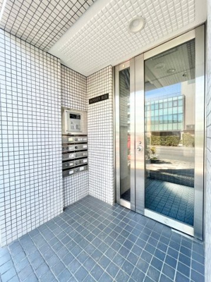 【エントランス】 | 三新ビル | ★オートロック★