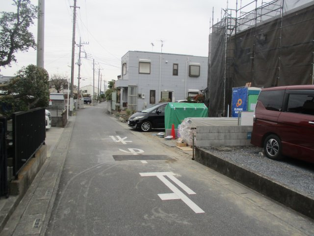 鴻巣市吹上本町２丁目　の前面道路含む現地写真|現地前面道路（2023年12月05日）撮影