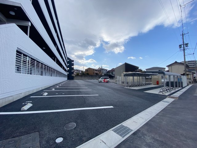 A・City常滑原松の駐車場