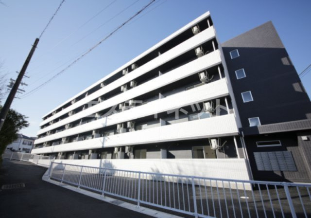 A・City常滑原松の外観