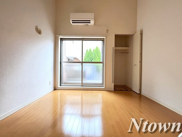 【居間・リビング】 | コンパートハウス本陣 | こちらの居間で趣味の時間をお楽しみください