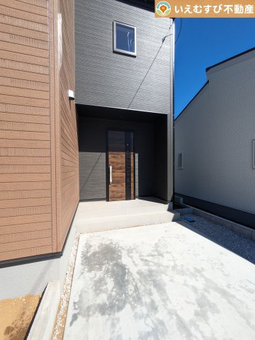 Livele Garden.S　上里町三町のエントランス