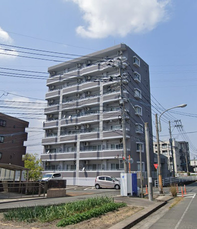 YMクレストの外観