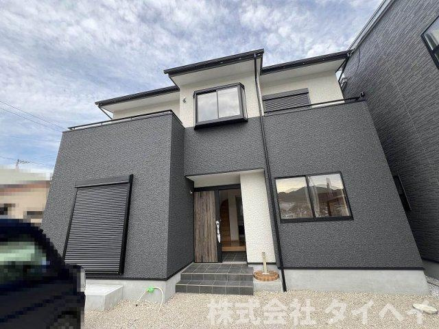 鴨部B号地　中古戸建（未入居）の外観|おしゃれな外観です