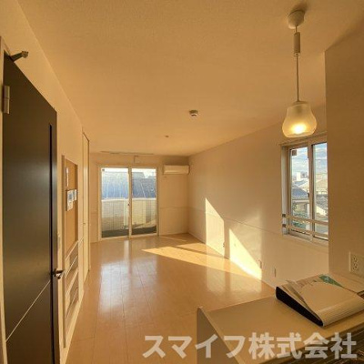【居間・リビング】 | D-room服部寿町 | 202)リビング