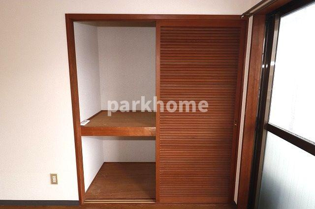 プレステージ仲田の収納|ちょっとした収納スペースも充実しています