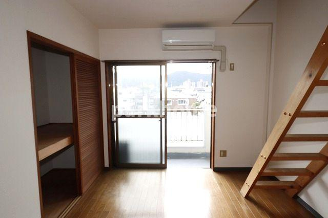 プレステージ仲田の洋室|コンパクトで使いやすい洋室です