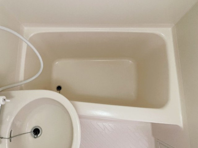 【浴室】 | ピュア県庁北 | 別号室の写真になります。現況優先。