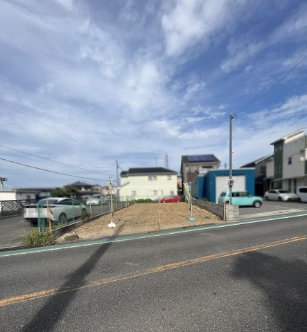 岸和田市下松町５丁目の売地の前面道路含む現地写真