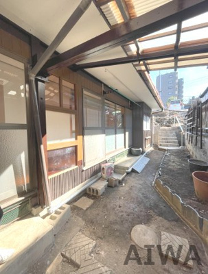 【庭】 | 渡鹿井島貸家