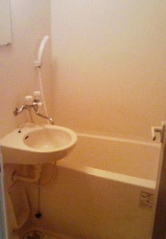 【洗面所】 | ピュアドームプログレッソ天神 | 別号室の写真になります。現況優先。