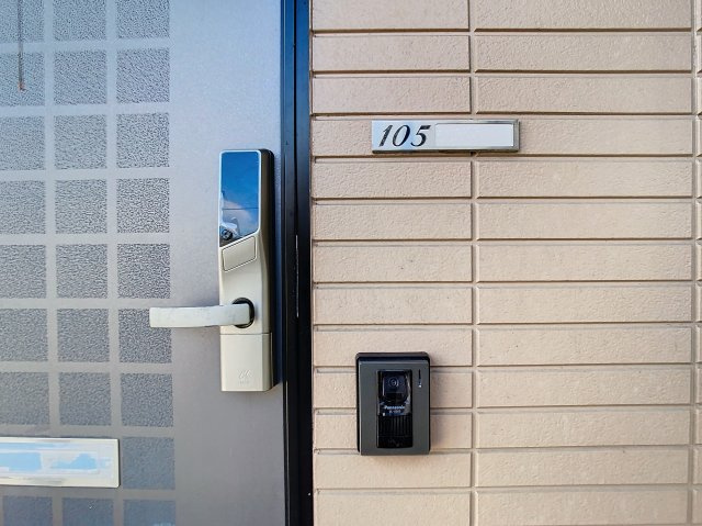 アーブル桜ケ丘のエントランス