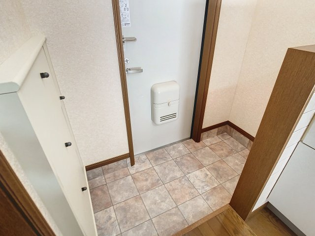 アーブル桜ケ丘の玄関