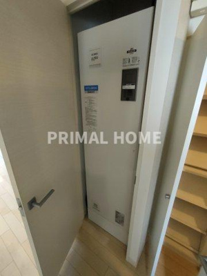 【玄関】 | ドゥ・クリヨン