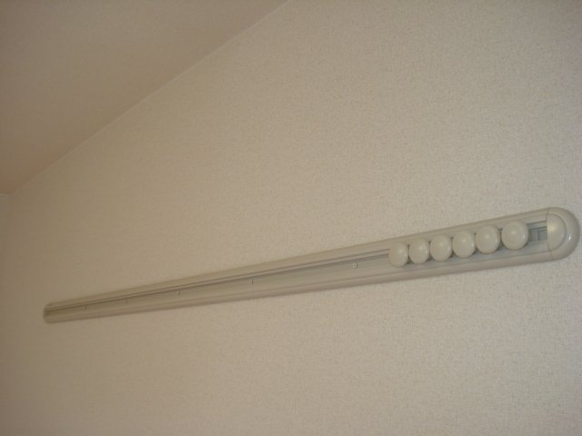 ディープ・アート|ハンガー掛け(イメージ)