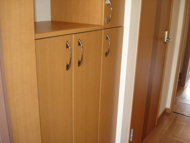 ディープ・アートの設備|下駄箱(イメージ)