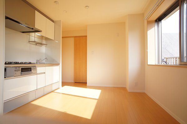 江東区亀戸７丁目の賃貸マンションの居間・リビング