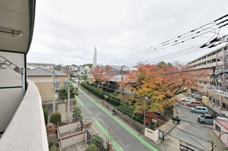 【展望】 | 周辺に高い建物・視界を遮る建物がないので眺望◎日当り風通しもGOOD♪