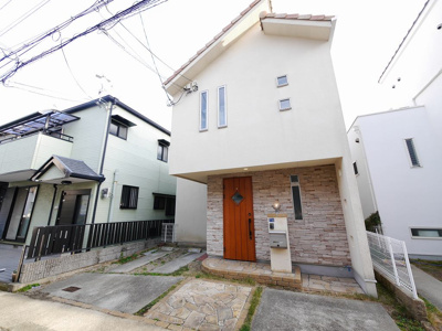 【外観】 | 薬師通3丁目戸建 | 眺望良好（2階から大阪湾が見えます）♪