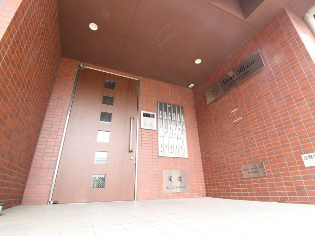 シュテルン ハイムのエントランス|毎日通るエントランスはこのようになっています