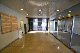 【エントランス】