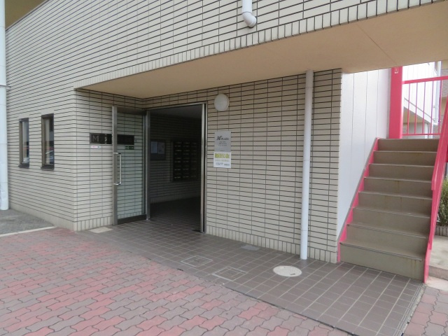 Mプラザ城東五番館のエントランス