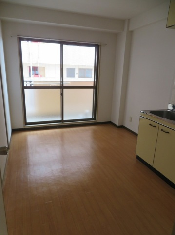 Mプラザ城東五番館の居間・リビング