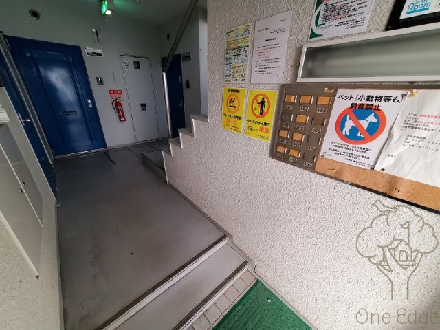 サンライズ菅栄のロビー
