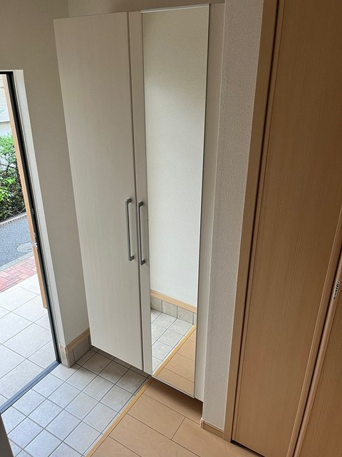 カレントハウスの玄関