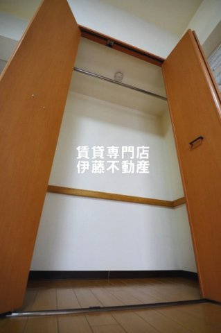 オンディーヌ花の木の収納