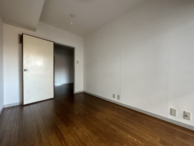 朝日第二中目黒マンションの洋室