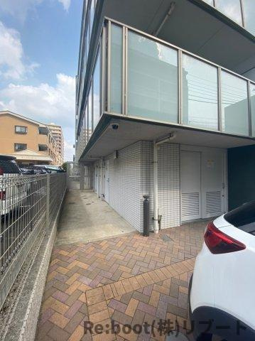 レオ四拾八番館のその他