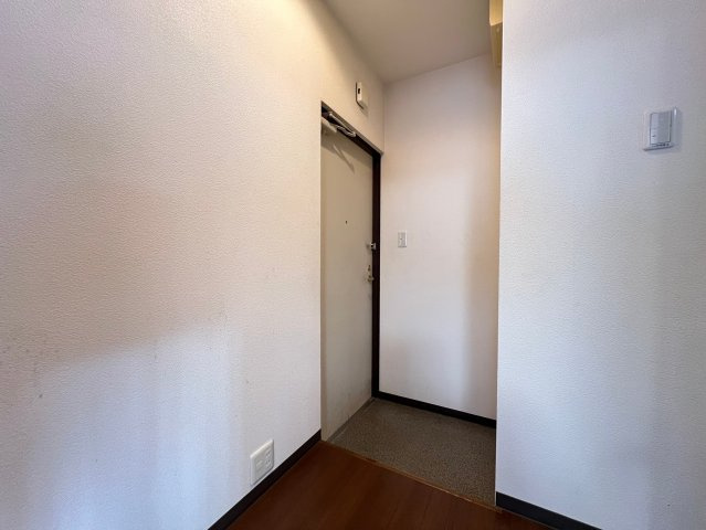 スタシオン梅田イーストの玄関
