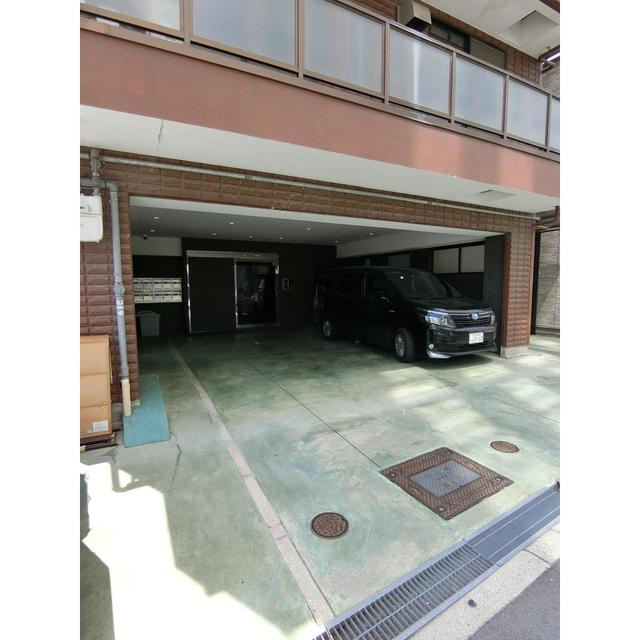 スタシオン梅田イーストのエントランス