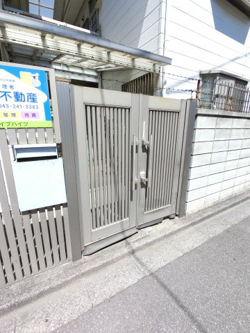 【エントランス】