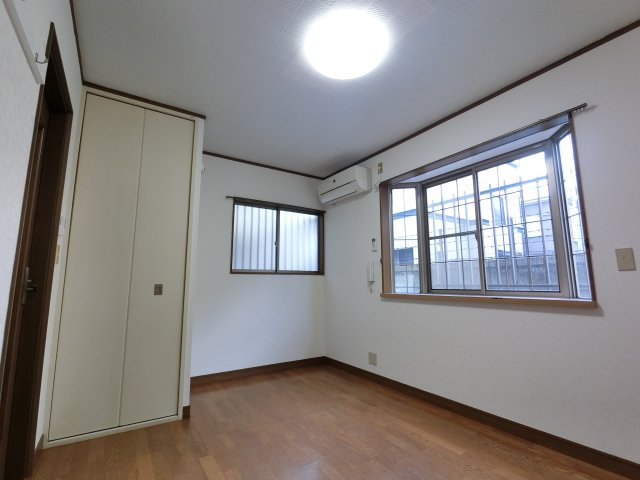 【居間・リビング】