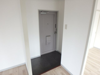 【玄関】 | クリオシティーⅢ | 毎日通る玄関はこちらです