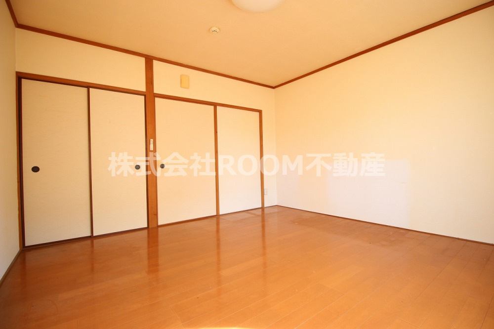 森コーポの洋室|コンパクトで使いやすい洋室です