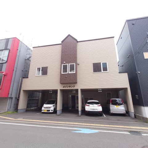 メゾンサンクの外観