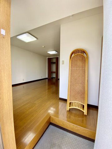 マンションニューハマⅡの玄関