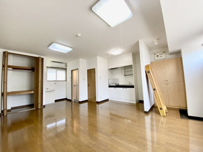 【居間・リビング】 | マンションニューハマⅡ