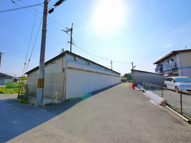 楠木ガレージ