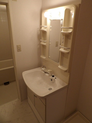 【洗面所】 | メルヴェーユ城島