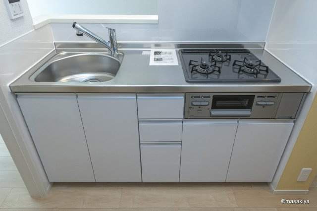 メゾンドリエールAのキッチン